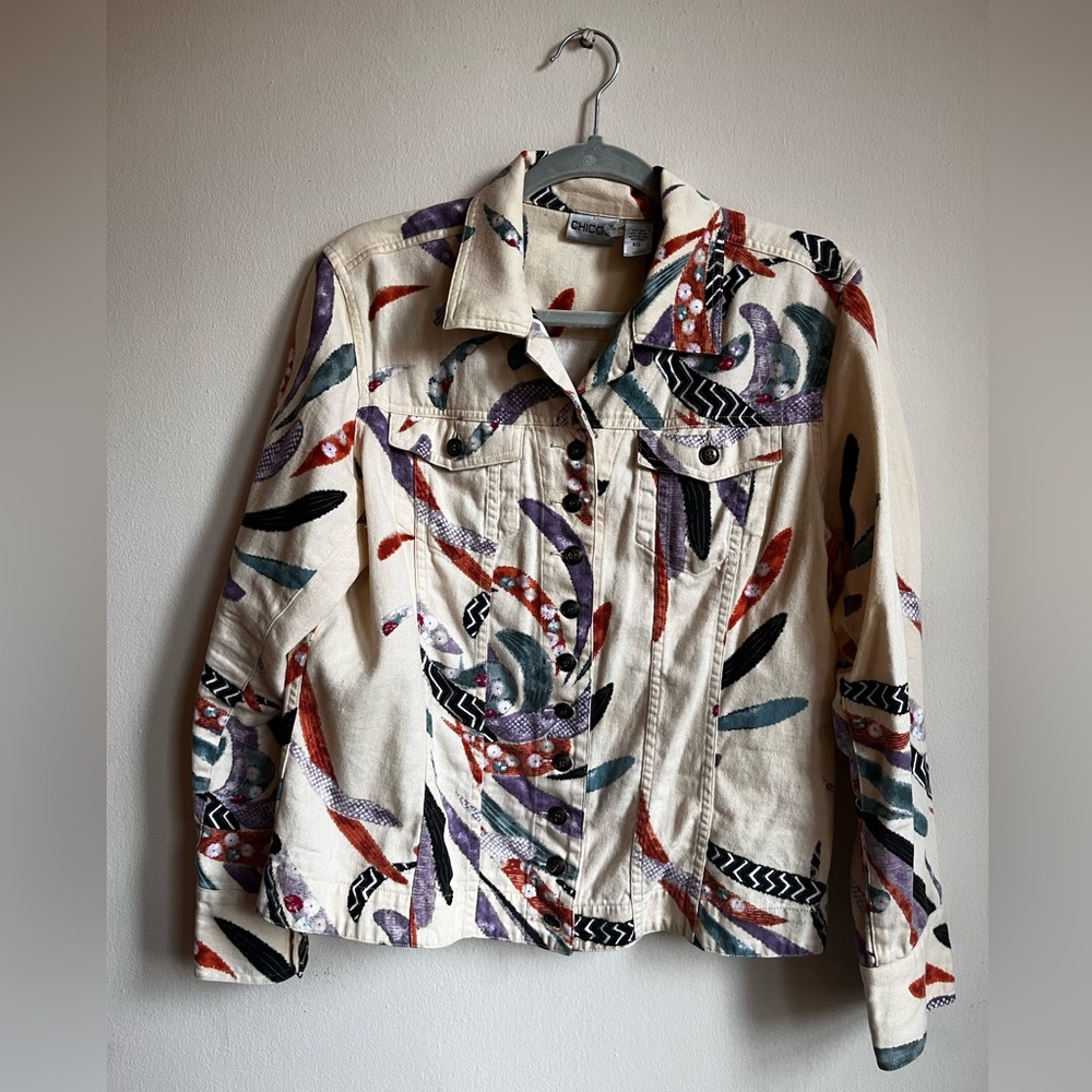 Vintage Chico’s Jacket: Beige background with multicolor abstract pattern